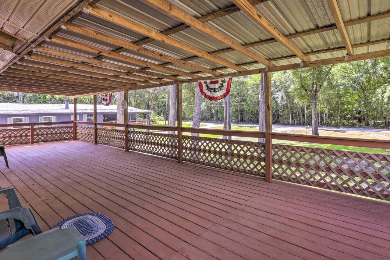 Charming Abode With Dock On The Suwannee River Bell Exterior photo