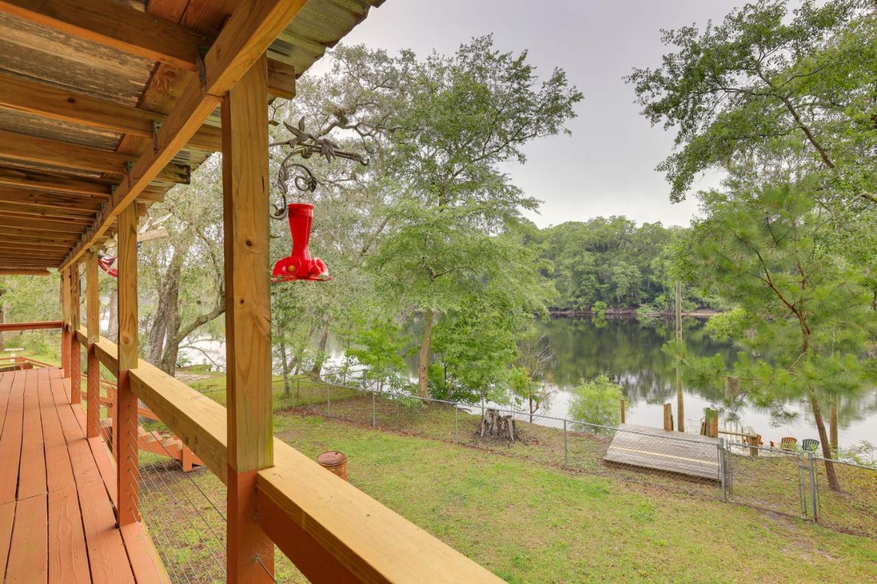 Charming Abode With Dock On The Suwannee River Bell Exterior photo